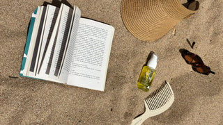 Huiles capillaires et soleil : est-ce qu'elles font vraiment frire vos boucles ? - No More Beauty